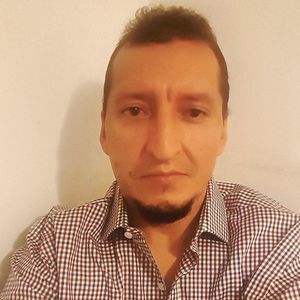 Meet your Posher, Luis